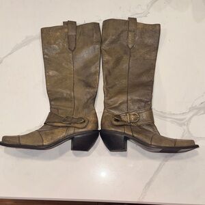 Nine West NWOB Size 6.5M Tan Heeled Boots